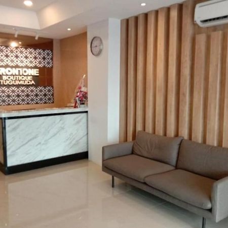 Front One Boutique Tugu Muda Semarang Hotel Luaran gambar