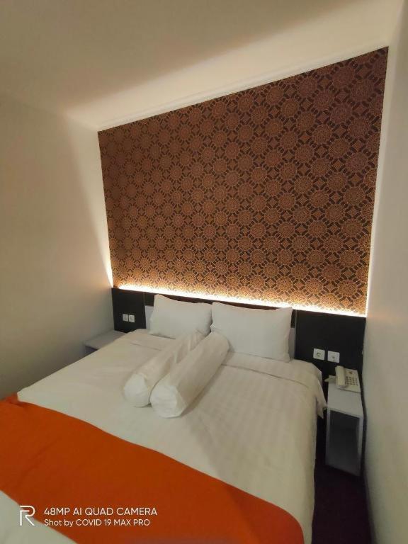 Front One Boutique Tugu Muda Semarang Hotel Luaran gambar